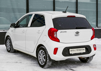 Подержанный автомобиль Kia Picanto 2018 года (3 фото)