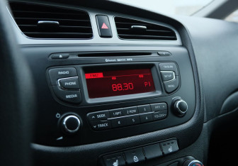 Подержанный автомобиль Kia Ceed Wagon 2014 года (12 фото)