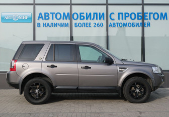 Подержанный автомобиль Land Rover Freelander 2009 года (6 фото)