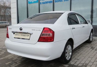 Подержанный автомобиль Lifan Solano 2013 года (5 фото)