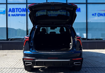 Подержанный автомобиль Haval F7 2025 года (26 фото)