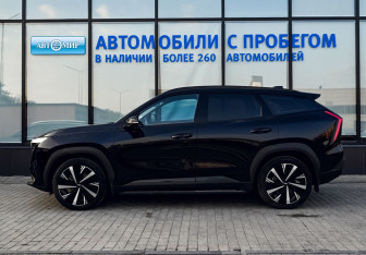 Подержанный автомобиль Geely Atlas 2024 года (2 фото)