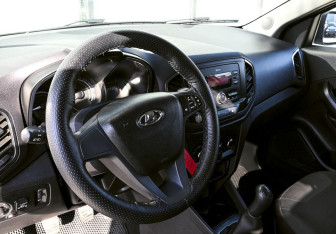 Подержанный автомобиль LADA (ВАЗ) XRAY 2018 года (14 фото)