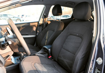 Подержанный автомобиль Kia Ceed Hatchback 2012 года (9 фото)