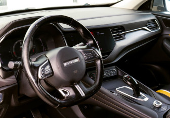 Подержанный автомобиль Haval F7x 2020 года (15 фото)