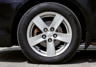 Подержанный автомобиль Mitsubishi Lancer Sedan 2007 года (22 фото)