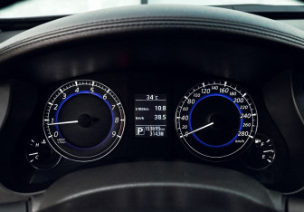 Подержанный автомобиль Infiniti QX50 2015 года (9 фото)