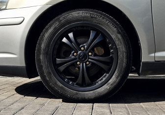 Подержанный автомобиль Toyota Avensis Sedan 2008 года (20 фото)