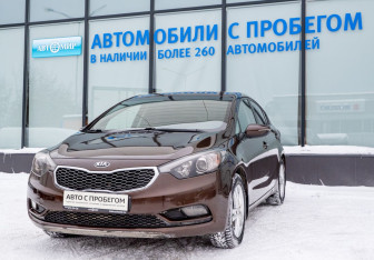 Подержанный автомобиль Kia Cerato Sedan 2015 года (1 фото)