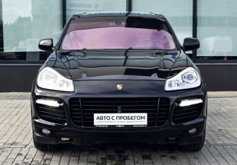 Подержанный автомобиль Porsche Cayenne 2007 года (8 фото)