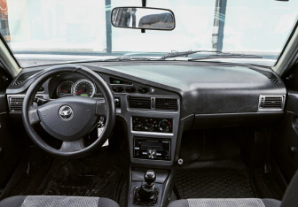 Подержанный автомобиль Daewoo Nexia Sedan 2008 года (12 фото)