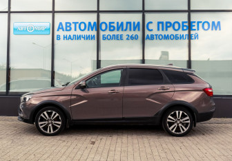 Подержанный автомобиль LADA (ВАЗ) Vesta Wagon 2019 года (2 фото)