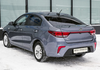 Подержанный автомобиль Kia Rio Sedan 2019 года (3 фото)