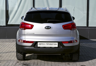 Подержанный автомобиль Kia Sportage 2014 года (4 фото)