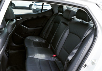 Подержанный автомобиль Kia Optima Sedan 2015 года (18 фото)