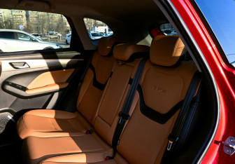 Подержанный автомобиль Haval Jolion 2021 года (17 фото)