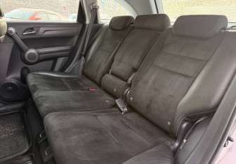 Подержанный автомобиль Honda CR-V 2012 года (17 фото)
