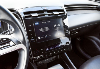 Подержанный автомобиль Hyundai Tucson 2023 года (10 фото)