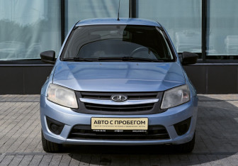 Подержанный автомобиль LADA (ВАЗ) Granta Liftback 2017 года (8 фото)