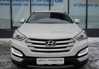 Подержанный автомобиль Hyundai Santa Fe 2013 года (8 фото)