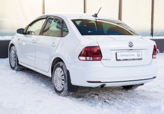 Подержанный автомобиль Volkswagen Polo Sedan 2019 года (3 фото)