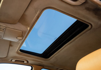 Подержанный автомобиль Skoda Octavia Liftback 2001 года (13 фото)