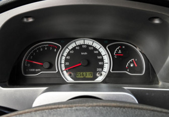 Подержанный автомобиль Daewoo Nexia Sedan 2013 года (11 фото)