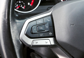 Подержанный автомобиль Volkswagen Tiguan 2021 года (12 фото)