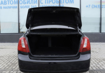 Подержанный автомобиль Chevrolet Lacetti Sedan 2011 года (18 фото)