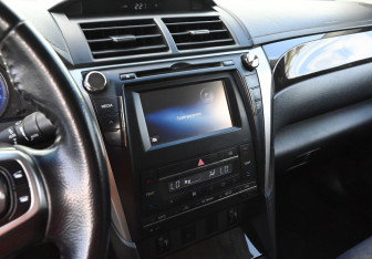 Подержанный автомобиль Toyota Camry Sedan 2015 года (11 фото)