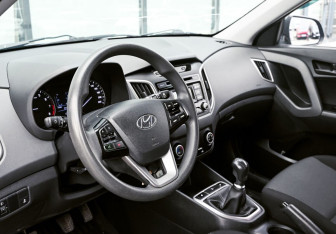 Подержанный автомобиль Hyundai Creta 2016 года (15 фото)