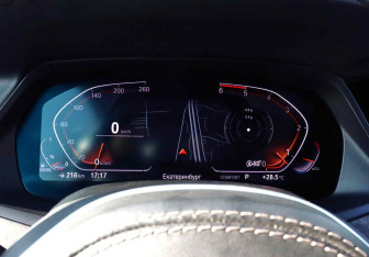 Подержанный автомобиль BMW X5 2020 года (9 фото)