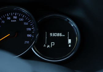 Подержанный автомобиль Renault Logan Sedan 2021 года (15 фото)