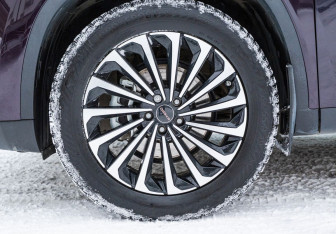 Подержанный автомобиль Exeed TXL 2022 года (20 фото)