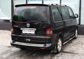Подержанный автомобиль Volkswagen Multivan 2008 года (5 фото)