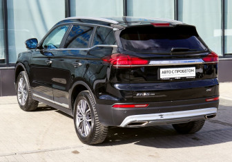 Подержанный автомобиль Geely Atlas Pro 2022 года (3 фото)