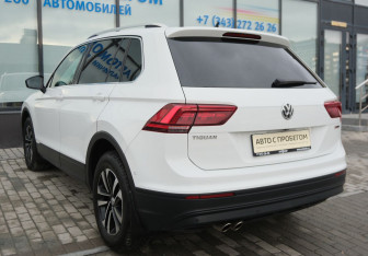 Подержанный автомобиль Volkswagen Tiguan 2019 года (3 фото)