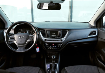 Подержанный автомобиль Hyundai Solaris Sedan 2018 года (18 фото)