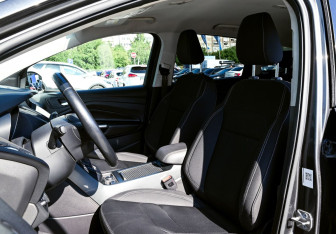 Подержанный автомобиль Ford Kuga 2019 года (17 фото)