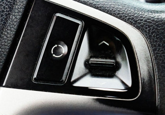 Подержанный автомобиль Hyundai i20 2010 года (14 фото)