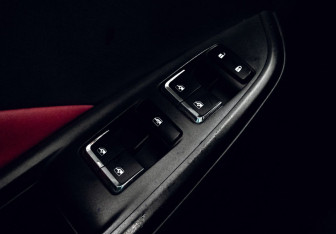 Подержанный автомобиль Oshan X5 2022 года (12 фото)