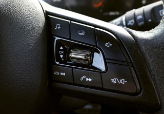 Подержанный автомобиль Changan UNI-T 2021 года (13 фото)