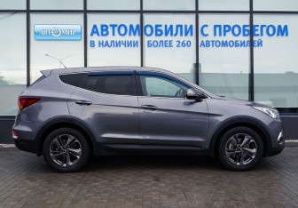 Подержанный автомобиль Hyundai Santa Fe 2015 года (19 фото)