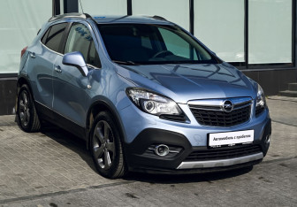 Подержанный автомобиль Opel Mokka 2012 года (7 фото)