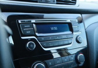 Подержанный автомобиль Nissan Qashqai 2014 года (12 фото)