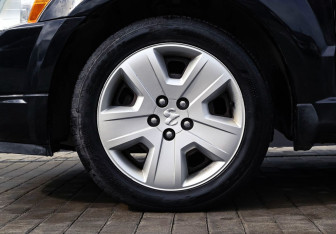 Подержанный автомобиль Dodge Caliber 2007 года (12 фото)