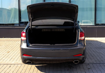 Подержанный автомобиль Hyundai i40 Sedan 2013 года (19 фото)