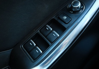 Подержанный автомобиль Mazda CX-5 2016 года (11 фото)