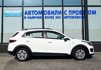 Подержанный автомобиль Kia Rio Hatchback 2018 года (6 фото)