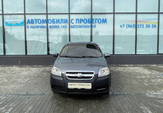 Подержанный автомобиль Chevrolet Aveo Sedan 2007 года (8 фото)